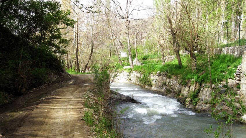 رودخانه کردان در یکی از روستاهای کردان
